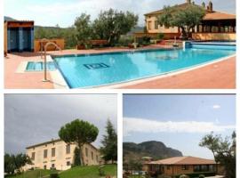 Villa Maria，位于Belvedere di Spinello的低价酒店