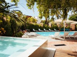 San Trópico Boutique Hotel & Peaceful Escape，位于巴亚尔塔港古斯塔沃·迪亚斯·欧勒达斯机场 - PVR附近的酒店