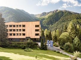 Falkensteiner Hotel Antholz l Adults Only，位于安泰塞尔瓦·迪·梅佐的酒店