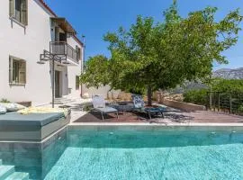 Villa Skyphos