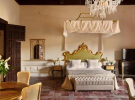 格拉纳达卡萨1800酒店，位于格拉纳达的带热水浴缸的酒店