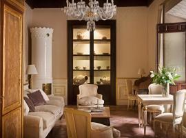 格拉纳达卡萨1800酒店，位于格拉纳达的酒店