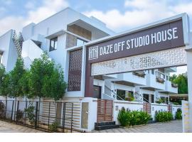 Daze Off Studio house，位于普杰的酒店