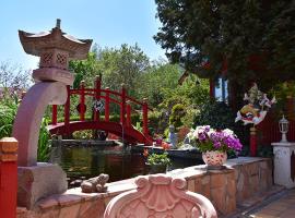Gîte Au printemps Japonais, petit train de la Mure, parc des Ecrins，位于Pierre-Châtel的酒店
