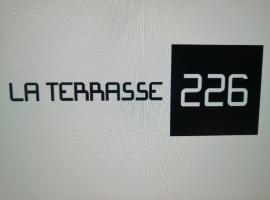LA TERRASSE 226，位于马尔梅迪的酒店