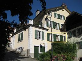 Apartment Montreux center 5 min from the lake，位于蒙特勒Naye T-bar附近的酒店