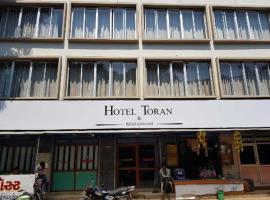 Hotel Toran 100 metres away from Diu，位于迪乌的酒店