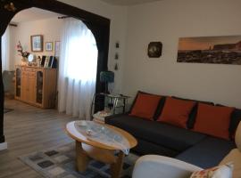 Ferienwohnung Hummer im Haus Daheim，位于黑尔戈兰岛赫尔戈兰鸟类中心附近的酒店