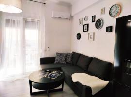 PALAIO FALIRO SUITE DELUX NEAR THE SEa，位于雅典的酒店