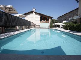 Santellone Lifestyle Resort，位于布雷西亚的酒店