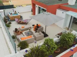 Bica, luxury heated penthouse with jacuzzi and large terrace in Baleal