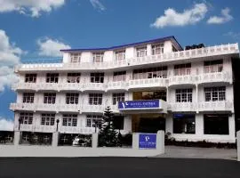 Hotel Vatika - the riverside resort