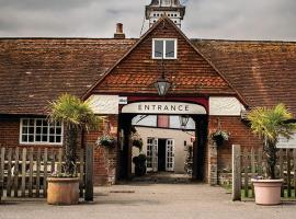 The Walhampton Arms，位于利明顿的酒店