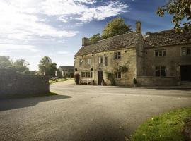 The Masons Arms，位于赛伦塞斯特的旅馆