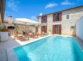 Beautiful Home In Bale With Outdoor Swimming Pool