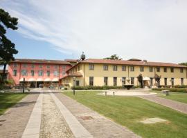 Bes Hotel Bergamo Cologno al Serio，位于克罗诺奥赛里的酒店