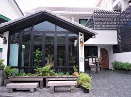 Baan Lung Poshtel，位于清迈的青旅