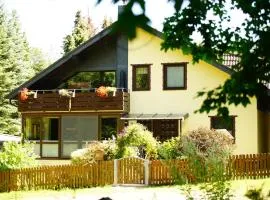 Ferienwohnung im Wald mit Kamin