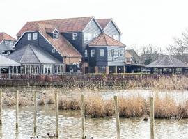 Oyster Fleet Hotel，位于Canvey Island的酒店