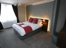 The Queens Head Hotel，位于罗斯伯里的酒店