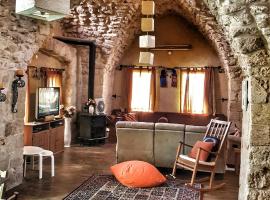 19th Century Magical House in Galilee，位于‘Eilabūn的酒店