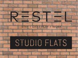 RESTEL STUDIO FLATS，位于海得拉巴的公寓