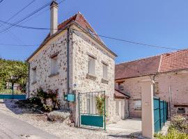 Gîte Leomie - Maison en pierre au pied des vignes - Monthurel，位于Monthurel的度假屋