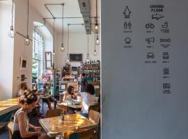 夫人酒馆旅馆，位于米兰的酒店