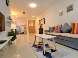 Suasana JB at JB Center Luxury Modern & Rustic 1BR Apt for Bussiness,Vacation trips，位于新山新山城市广场附近的酒店