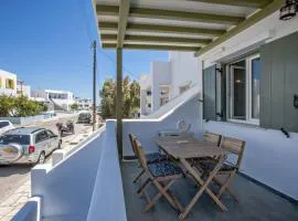 Cozy House in Tinos