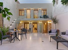 Erotokritos City Luxury Suites，位于罗希姆诺的带按摩浴缸的酒店