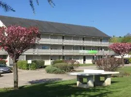 钟楼圣安迪娜东圣夏蒙德酒店