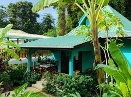 O'Soleil Chalets Self Catering，位于拉迪格岛的酒店