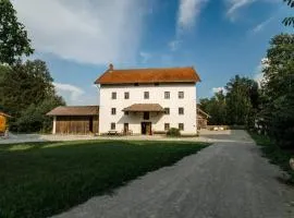 Veranstaltungszentrum Prühmühle mit Schlafplätzen