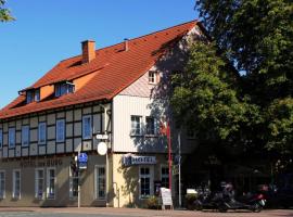 Hotel zur Burg Polle，位于Polle的酒店