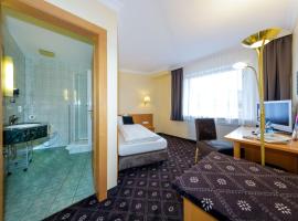 Hotel Zum Adler，位于Nidderau的酒店