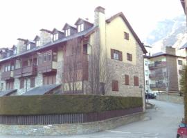 Espot Natura - Apartament de muntanya al PN Aigüestortes i Sant Maurici，位于埃斯波特的酒店