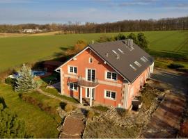 Villa Bawaria，位于切申的酒店