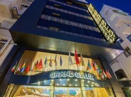 Grand Gulluk Hotel & Spa，位于安塔利亚市中心的酒店