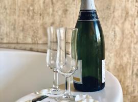 Hotel Restaurante Santa Lucía，位于La Magdalena的酒店
