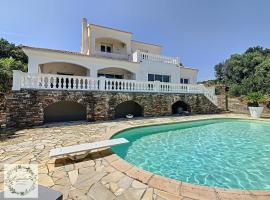 Seaview villa Marlau，位于马奇纳奇奥的酒店