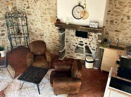 Gîte romantique dans maison vigneronne，位于沙泰勒吉永的酒店