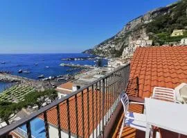 Mamma Rosanna 2 - Studio flat in Amalfi with terrace