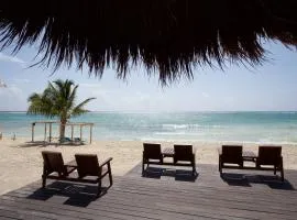 Akumal Bay Beach & Spa Resort
