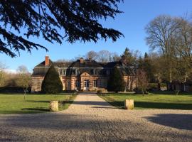 Chambres d'hôtes La Bourbelle，位于Neufmoutiers-en-Brie的住宿加早餐旅馆