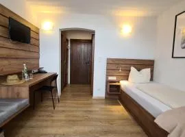 瑞特尔豪夫-奥特姆尔斯酒店