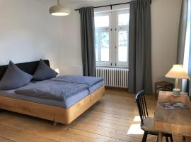 Stilvolle Ferienwohnung im Herzen von Triberg，位于特里贝格特里贝格瀑布附近的酒店