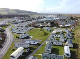 Presthaven Holiday Resort - Direct access to beach，位于普利斯坦丁的酒店