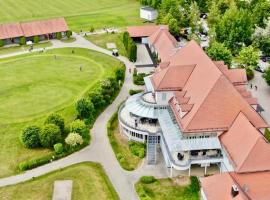 Villa Giani / Golfplatz Deutenhof，位于巴特阿巴赫的酒店