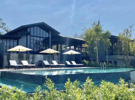 GREENHILLS RESORT Si Racha，位于Ban Nong Wa的酒店